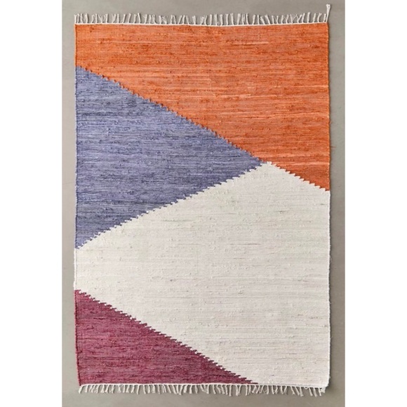 NEW Urban Outfitters Rug - Picture 1 of 5